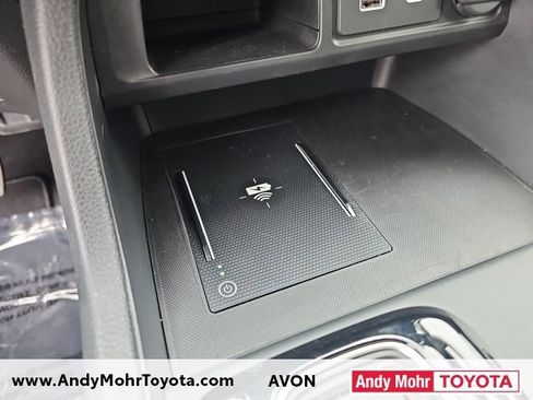 Used 2025 Honda Pilot Touring image 24