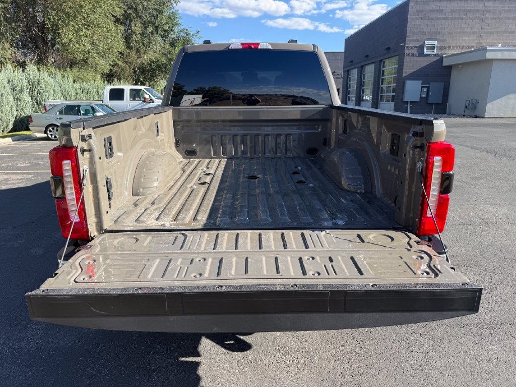 Used 2026 Ford F250 Lariat AWD/4WD image 14
