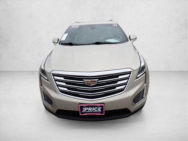 Used 2017 Cadillac XT5 Premium Luxury AWD/4WD image 4