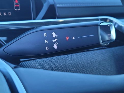 Used 2026 GMC Sierra EV Elevation image 23