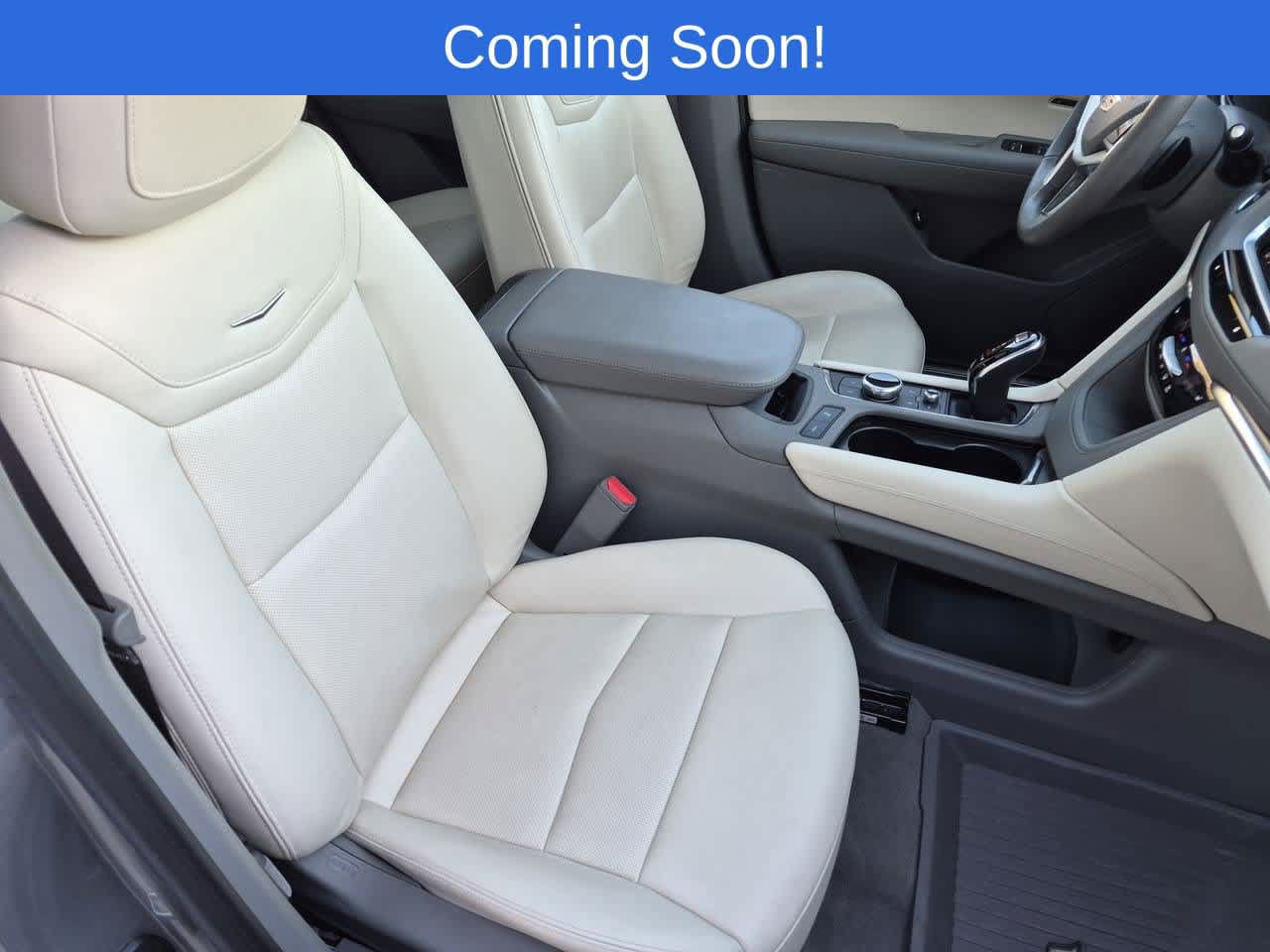 Used 2024 Cadillac XT5 Premium Luxury w/ LPO, Floor Liner Package AWD/4WD image 23