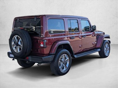 Used 2021 Jeep Wrangler Unlimited Sahara image 6