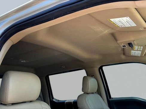 Used 2018 Ford F250 Lariat w/ Chrome Package AWD/4WD image 28