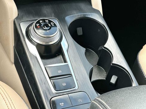 Used 2020 Ford Escape SEL FWD image 21
