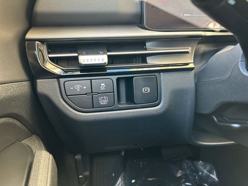 New 2026 Kia Sportage S image 26