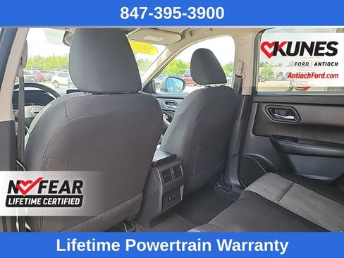 Used 2025 Nissan Rogue SV AWD/4WD image 39