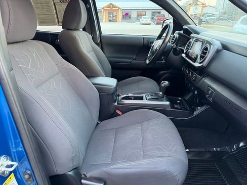 Used 2017 Toyota Tacoma TRD Off-Road w/ Tow Package (A/T) image 22