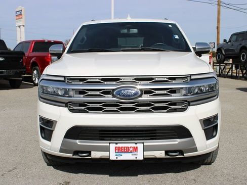 Used 2024 Ford Expedition Max Platinum image 2
