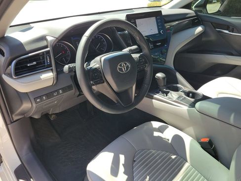 Used 2023 Toyota Camry SE image 15