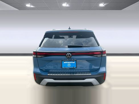 New 2026 Volkswagen Tiguan SE image 10