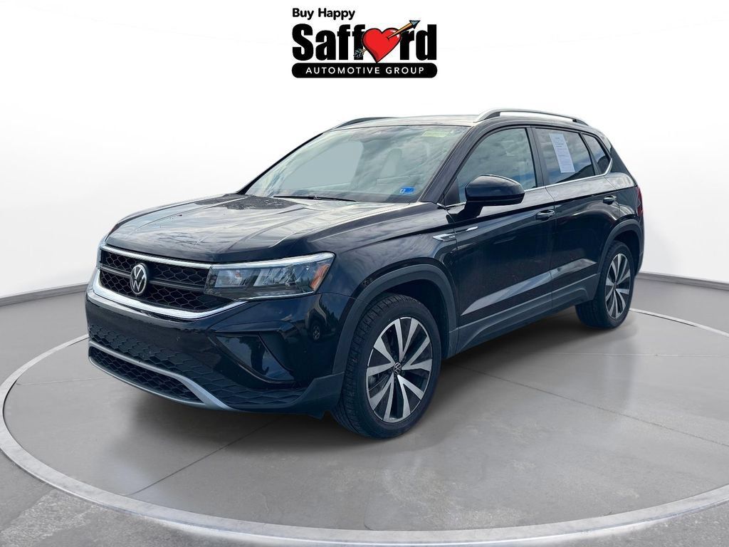 Used 2022 Volkswagen Taos SE AWD/4WD image 1