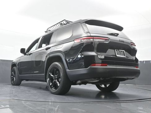 Used 2022 Jeep Grand Cherokee L Laredo RWD image 61