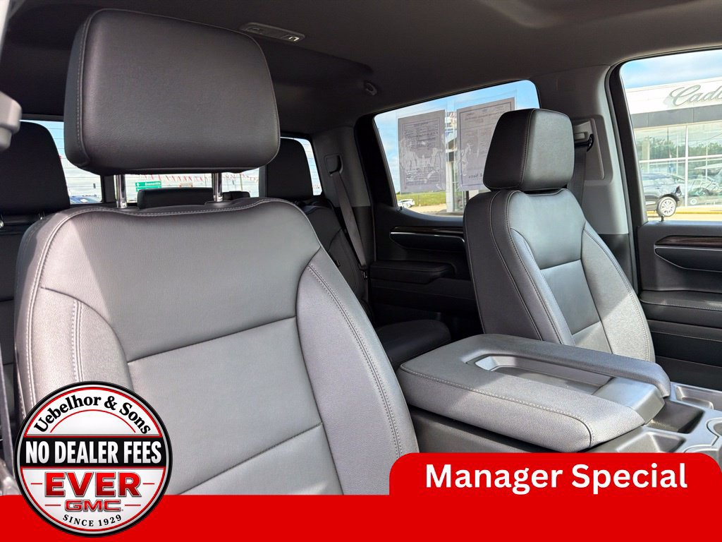 Used 2024 Chevrolet Silverado 1500 LT w/ Leather Package AWD/4WD image 4