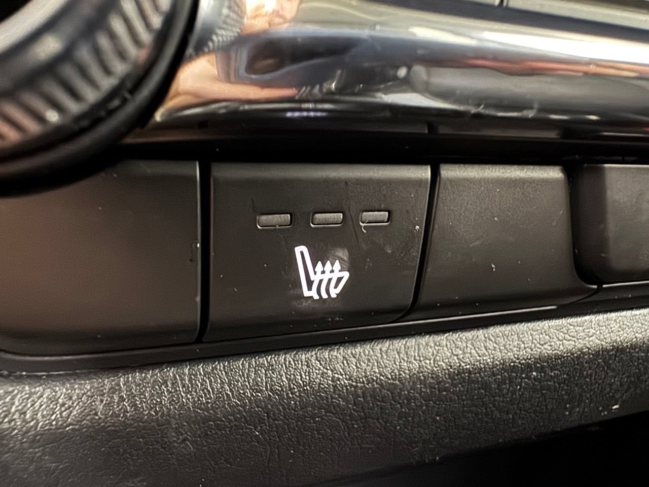 Used 2025 MAZDA CX-30 AWD 2.5 S w/ Preferred Package image 27