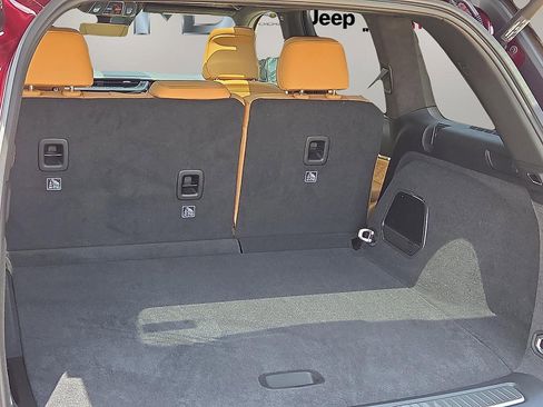 New 2026 Jeep Grand Cherokee Summit AWD/4WD image 8