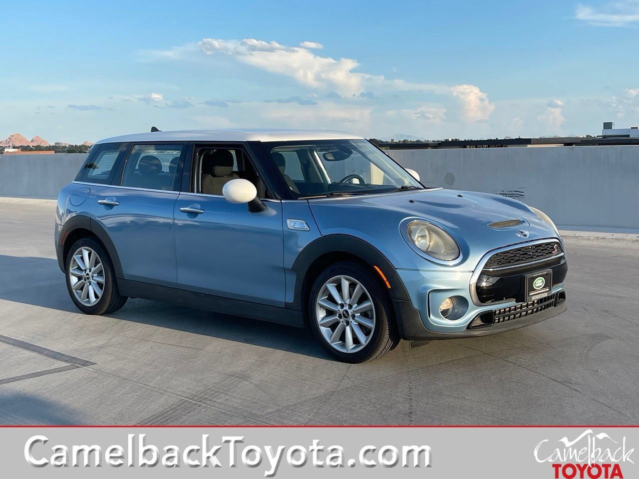 Used 2017 MINI Cooper Clubman S FWD image 1