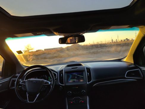 Used 2020 Ford Edge ST-Line image 19