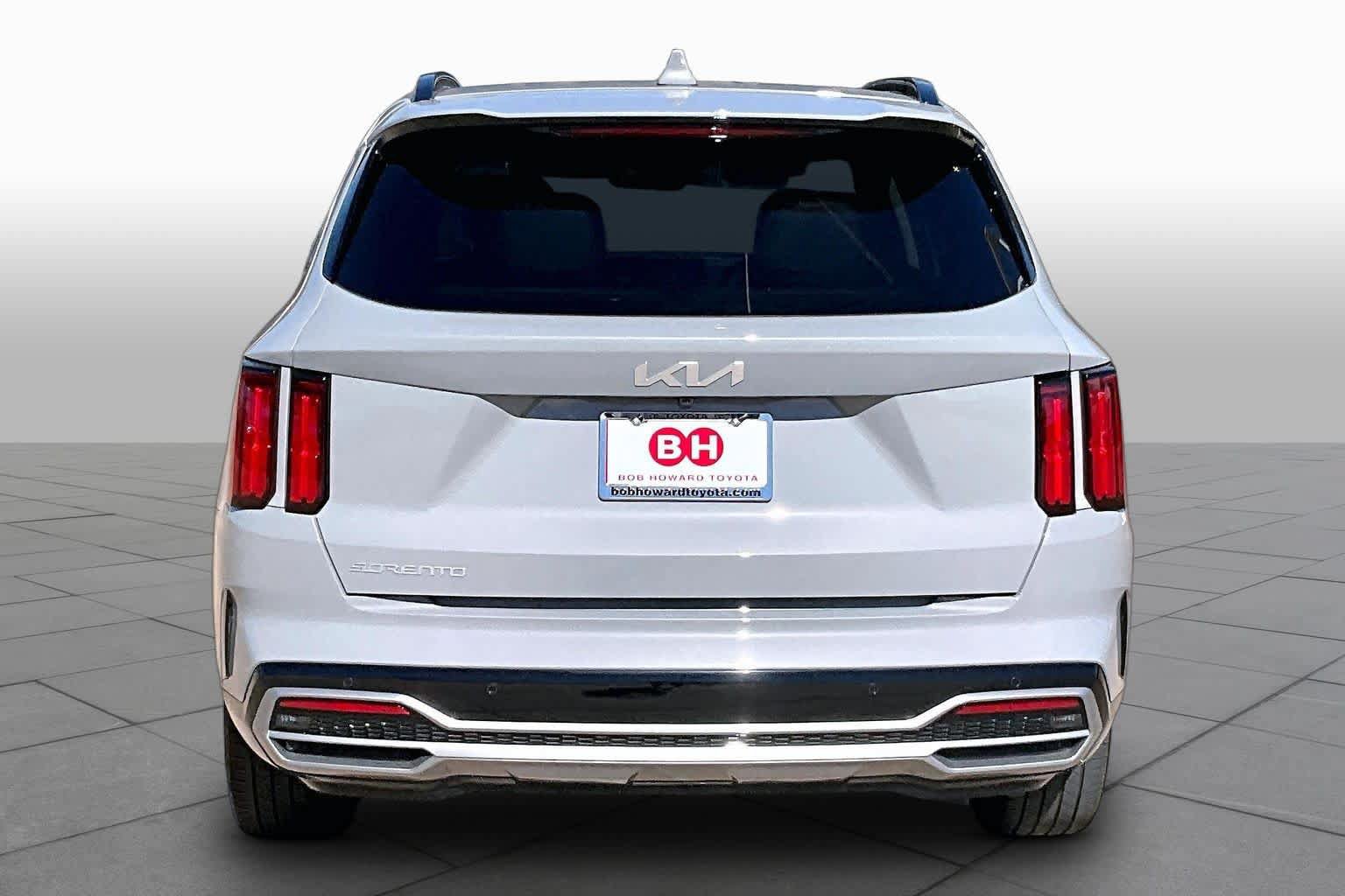Used 2023 Kia Sorento SX FWD image 5