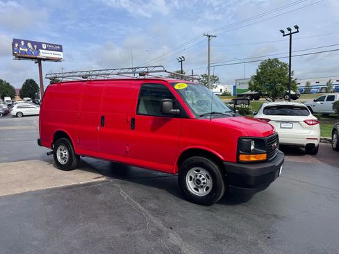 Used 2017 GMC Savana 3500 image 6