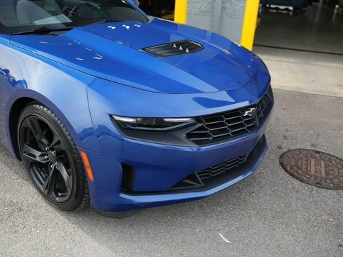 Used 2022 Chevrolet Camaro LT w/ Technology Package image 2