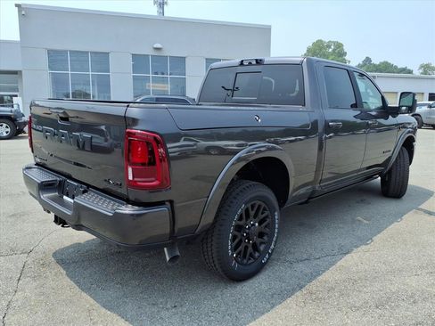 New 2026 RAM 2500 Limited AWD/4WD image 4