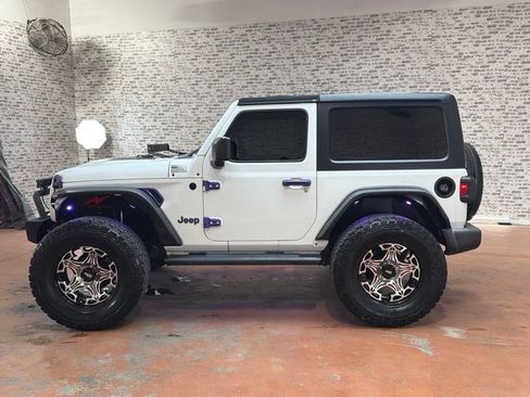 Used 2021 Jeep Wrangler Sport AWD/4WD image 4