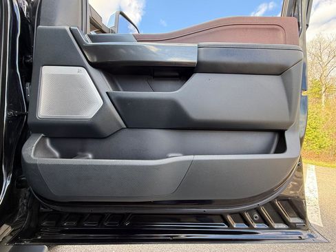 Used 2021 Ford F150 Lariat w/ Equipment Group 502A High AWD/4WD image 35
