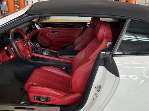 Used 2020 Bentley Continental GT image 52