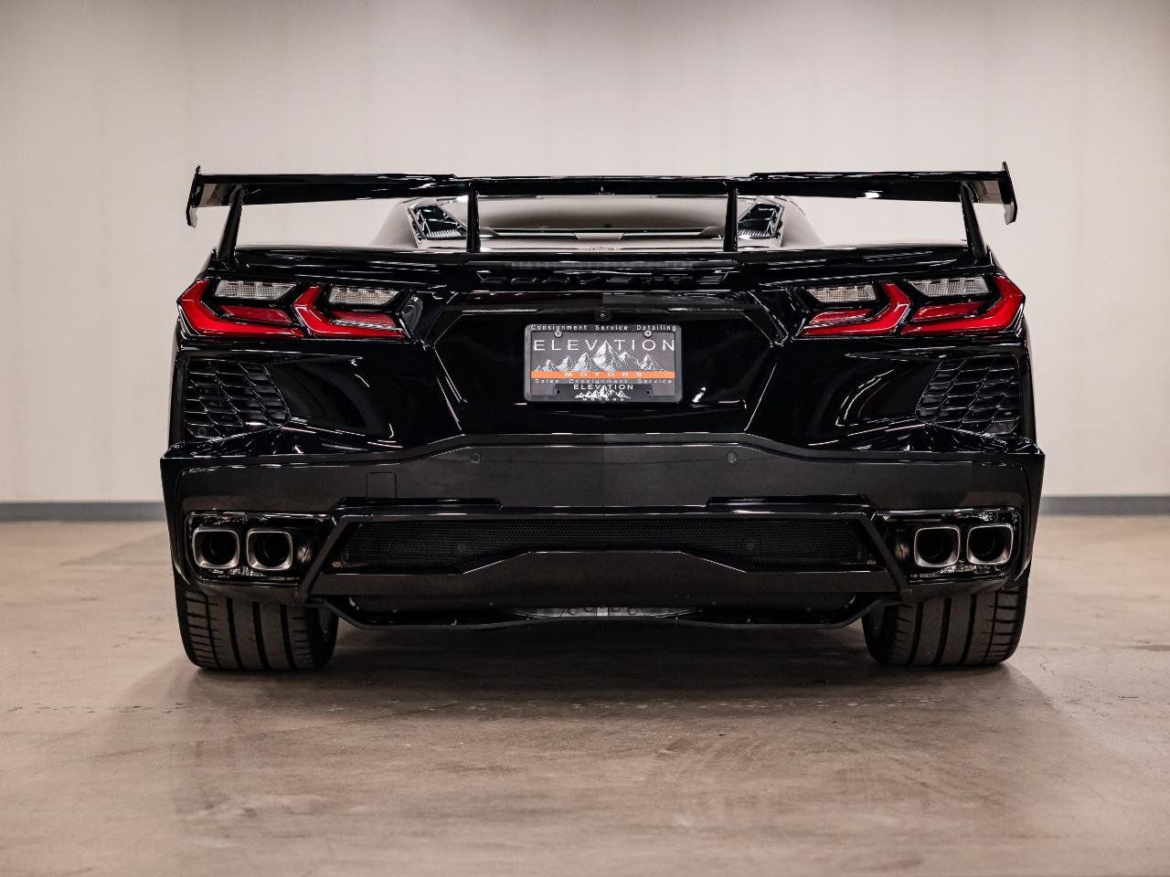 Used 2023 Chevrolet Corvette Stingray Coupe w/ Z51 Performance Package RWD image 4