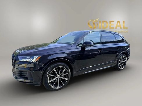 Used 2021 Audi Q7 3.0T Prestige w/ Prestige Package AWD/4WD image 3