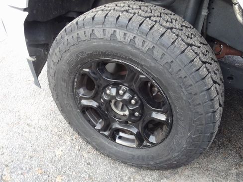 Certified 2024 Ford F250 XL w/ STX Appearance Package image 9