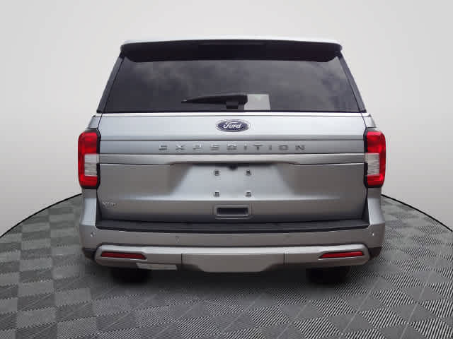 Certified 2024 Ford Expedition XLT AWD/4WD image 3