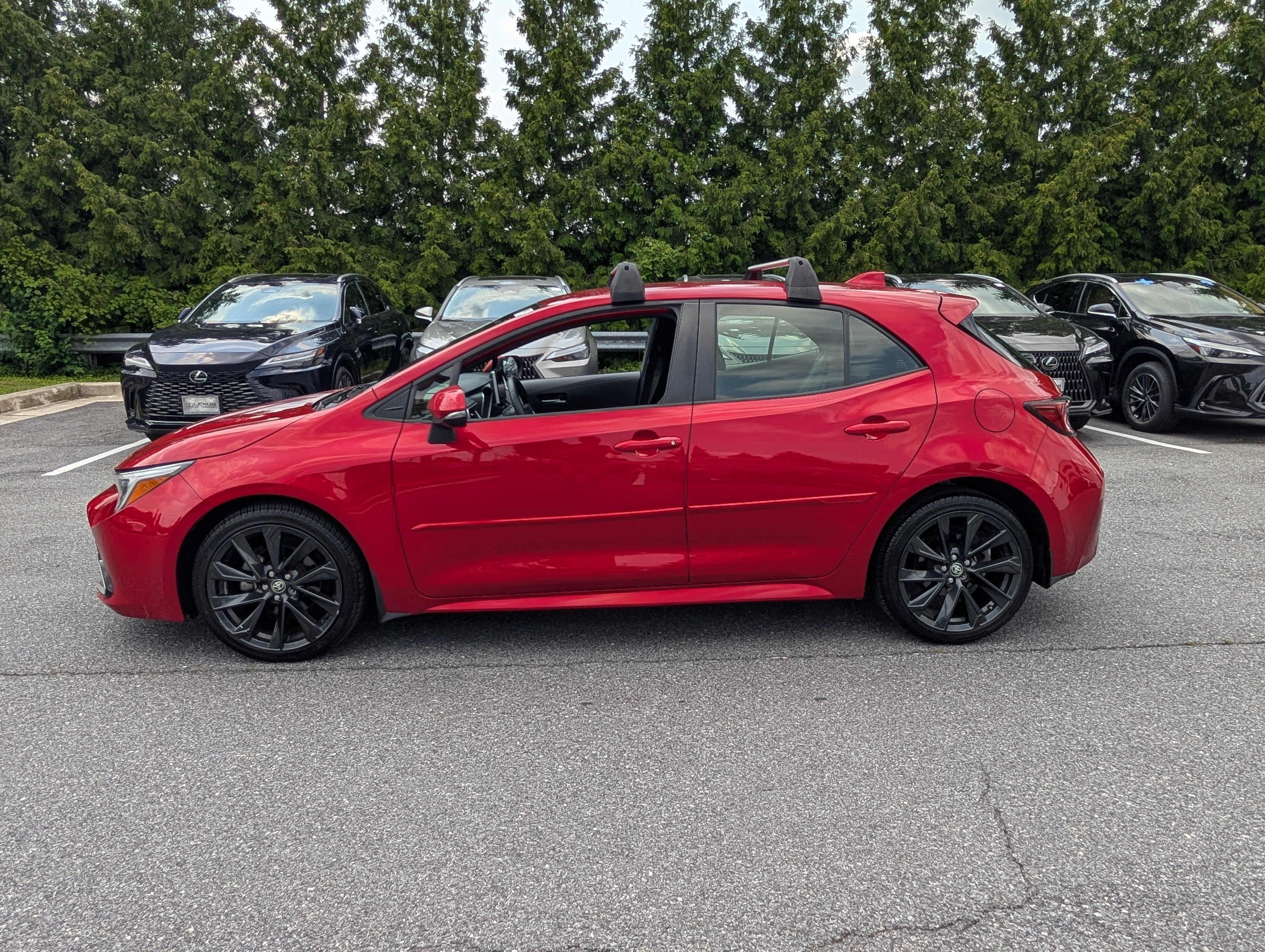 Used 2024 Toyota Corolla XSE FWD image 6