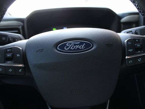 New 2025 Ford Maverick XLT w/ XLT Luxury Package image 9