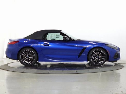 New 2026 BMW Z4 sDrive30i w/ Premium Package image 9
