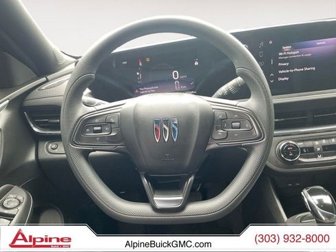 Used 2025 Buick Envista Preferred FWD image 12