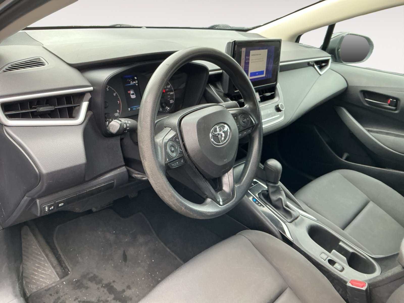 Used 2024 Toyota Corolla LE FWD image 10