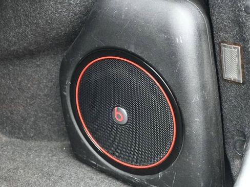 Used 2017 Chrysler 300 S image 19