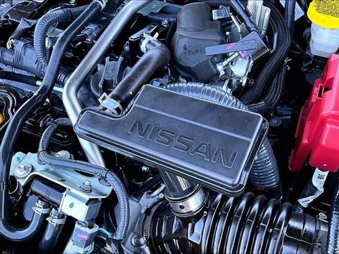 Certified 2025 Nissan Sentra SR w/ Trunk Package FWD image 29