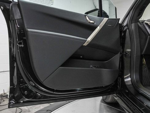 New 2026 BMW iX xDrive60 image 22