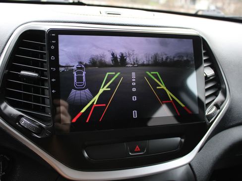 Used 2016 Jeep Cherokee Latitude image 30