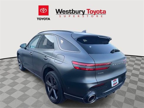 Used 2024 Genesis GV70 2.5T w/ Sport Prestige Package image 11