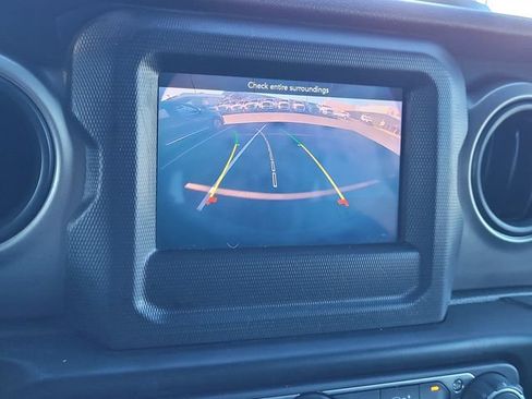 Used 2020 Jeep Wrangler Unlimited Sport S AWD/4WD image 10