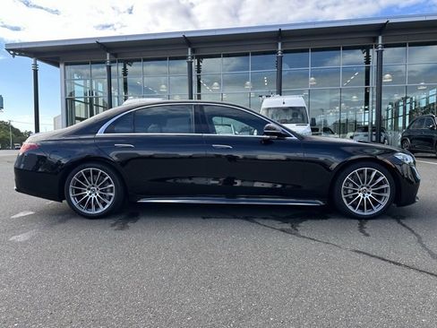 Used 2025 Mercedes-Benz S 580 4MATIC Sedan image 7