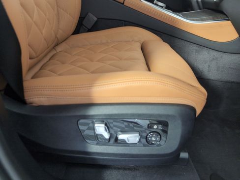 Used 2026 BMW X5 sDrive40i image 32