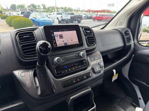 New 2026 RAM ProMaster 3500 w/ Convenience Group FWD image 20
