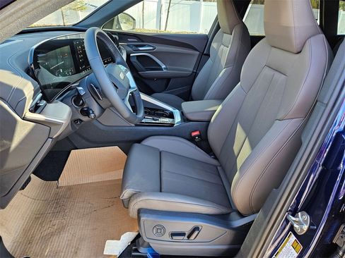 New 2025 Audi Q5 Premium Plus image 8