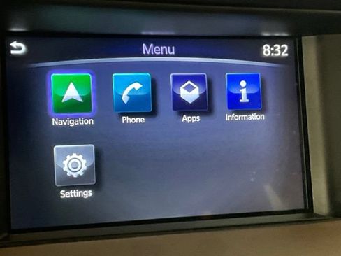 Used 2017 INFINITI QX30 Premium w/ Technology Package AWD/4WD image 12