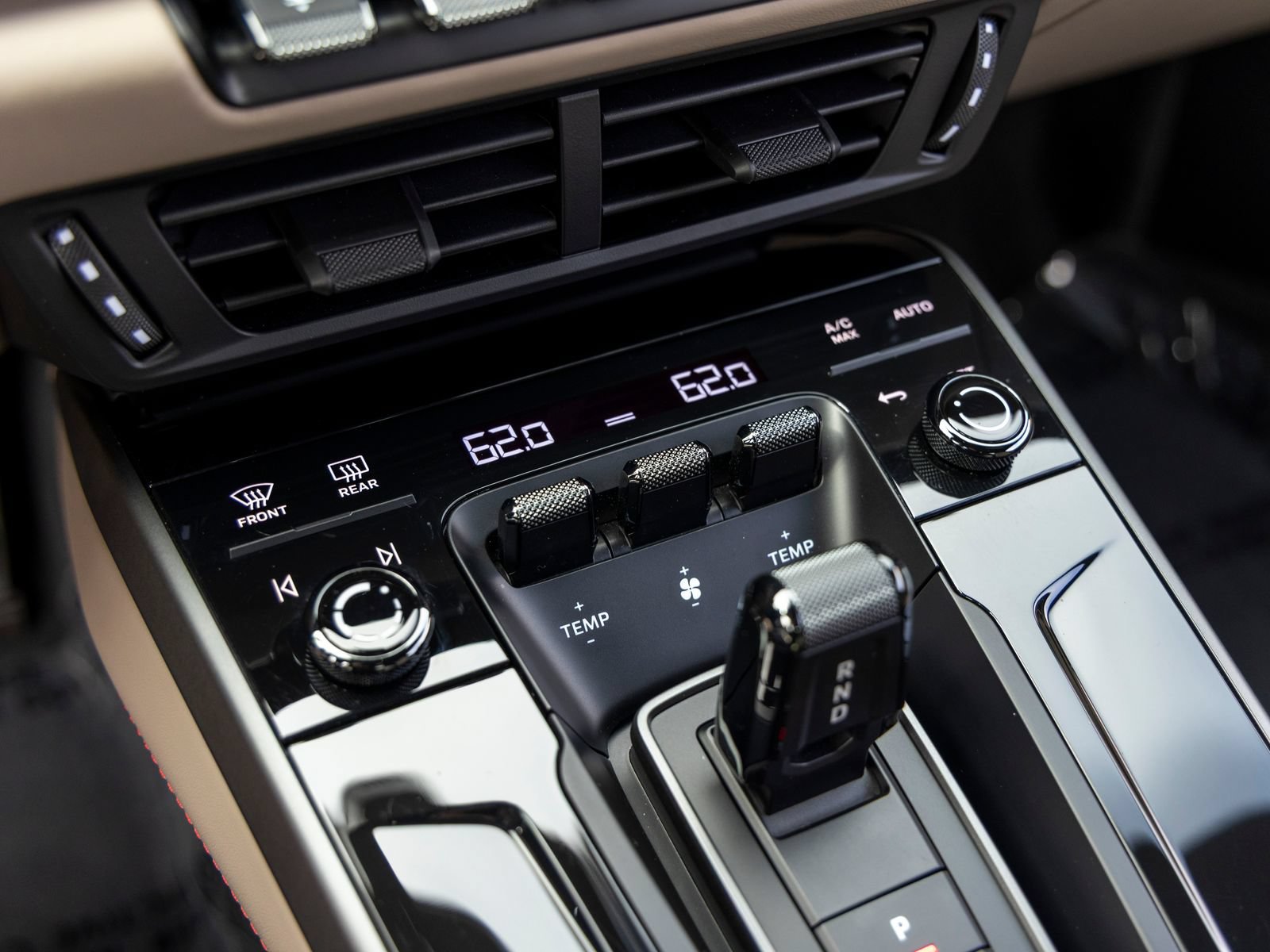 Certified 2025 Porsche 911 Carrera S RWD image 47