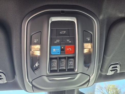 New 2026 Jeep Grand Wagoneer 4WD image 26